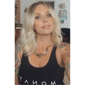 Meet your Posher, Natalie